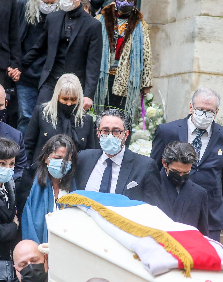 Marie-Claude Pietragalla lors des obsèques du danseur étoile Patrick Dupond en l'église Saint-Roch à Paris, France, le 11 mars 2021.