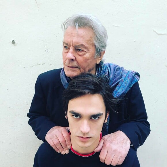 Alain-Fabien Delon avec son père Alain Delon.