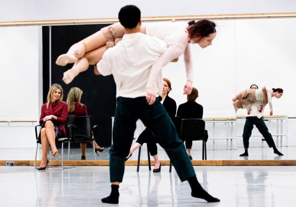 La reine Maxima des Pays-Bas lors d'une visite au Dutch Dance Theater à La Haye. Le 16 mars 2021