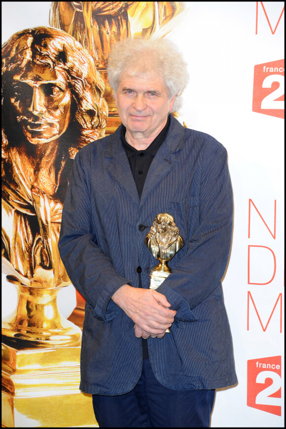 Alain Françon reçoit le molière du metteur en scène à la 24eme nuit des Molières.