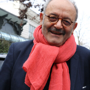 Louis Chedid - Enregistrement de l'émission "Vivement dimanche " à Paris le 19 février 2020.