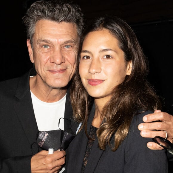 Exclusif - Première sortie officielle de Marc Lavoine et sa femme Line Papin depuis leur mariage lors du défilé Etam Live Show 2020 à Paris. © Pool Agence Bestimage 