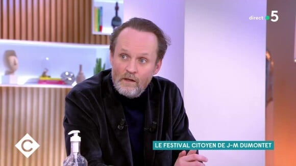 Le producteur Jean-Marc Dumontet évoque l'affaire Richard Berry dans l'émission "C à vous", le 31 mars 2021.