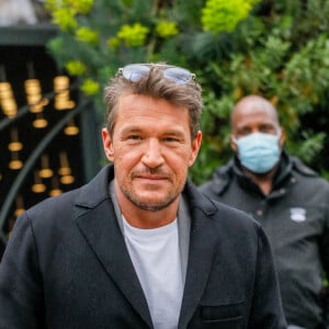 Benjamin Castaldi à la sortie de l'enregistrement de l'émission "Vivement Dimanche" au studio Gabriel à Paris, présentée par Michel Drucker et diffusée le 18 avril 2021, le 26 mars 2021. © Christophe Clovis/Bestimage 