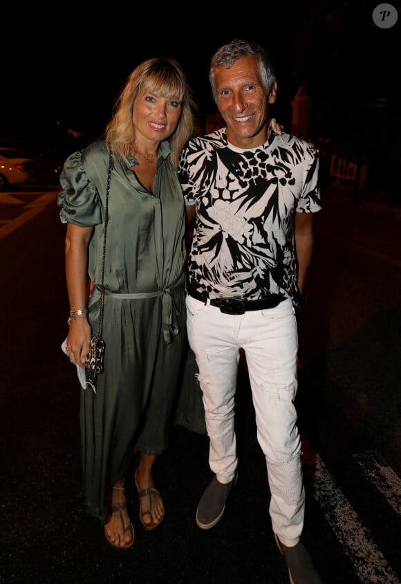 Nagui et sa femme Mélanie Page - F.Xavier Demaison et F. Berléand dans la pièce "Par le Bout du Nez" lors du Festival de Ramatuelle, le 2 août 2020. © Luc Boutria / Nice Matin / Bestimage