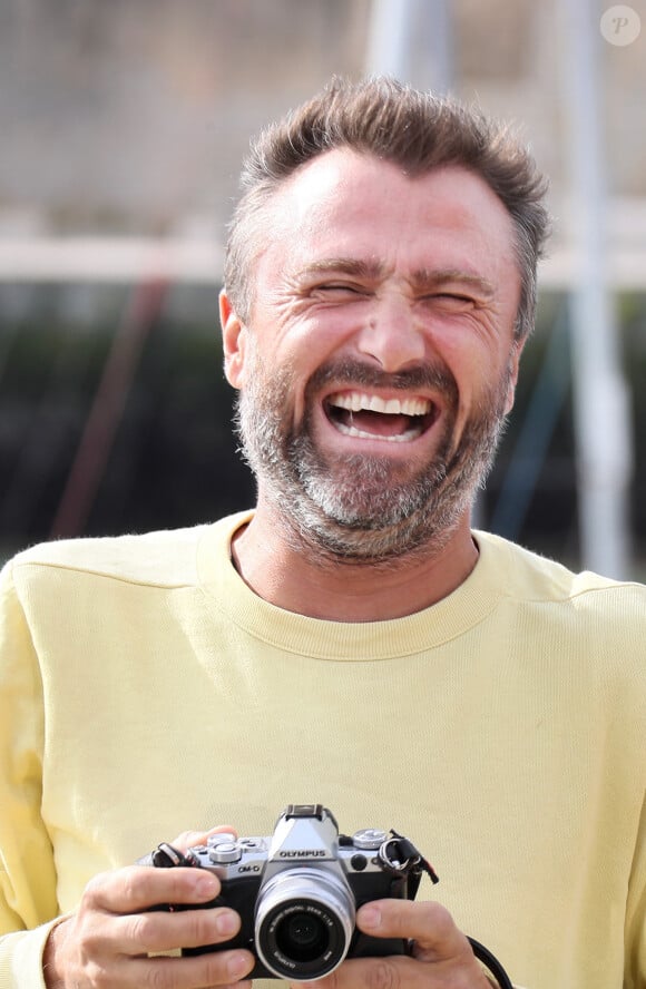 Alexandre Brasseur - Photocall de la série "Demain nous appartient" lors de la 21ème édition du Festival de la Fiction TV de la Rochelle. le 14 septembre 2019 © Patrick Bernard / Bestimage