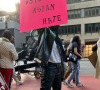 Rihanna participe à une manifestation contre le racisme dont est victime la communauté asiatique, à New York. Le 4 avril 2021.