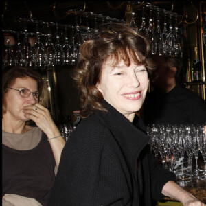 Jane Birkin et sa fille Kate Barry à Paris en 2008.