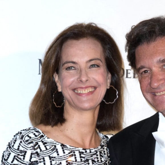 Carole Bouquet et son compagnon Philippe Sereys de Rothschild - Soirée "Global Gift Gala" lors du 67ème festival international du film de Cannes, le 16 mai 2014.