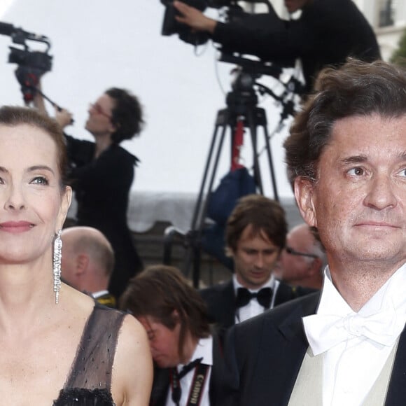 Carole Bouquet et son compagnon Philippe Sereys de Rothschild - Montée des marches du film "The Search" lors du 67 ème Festival du film de Cannes – Cannes le 21 mai 2014.
