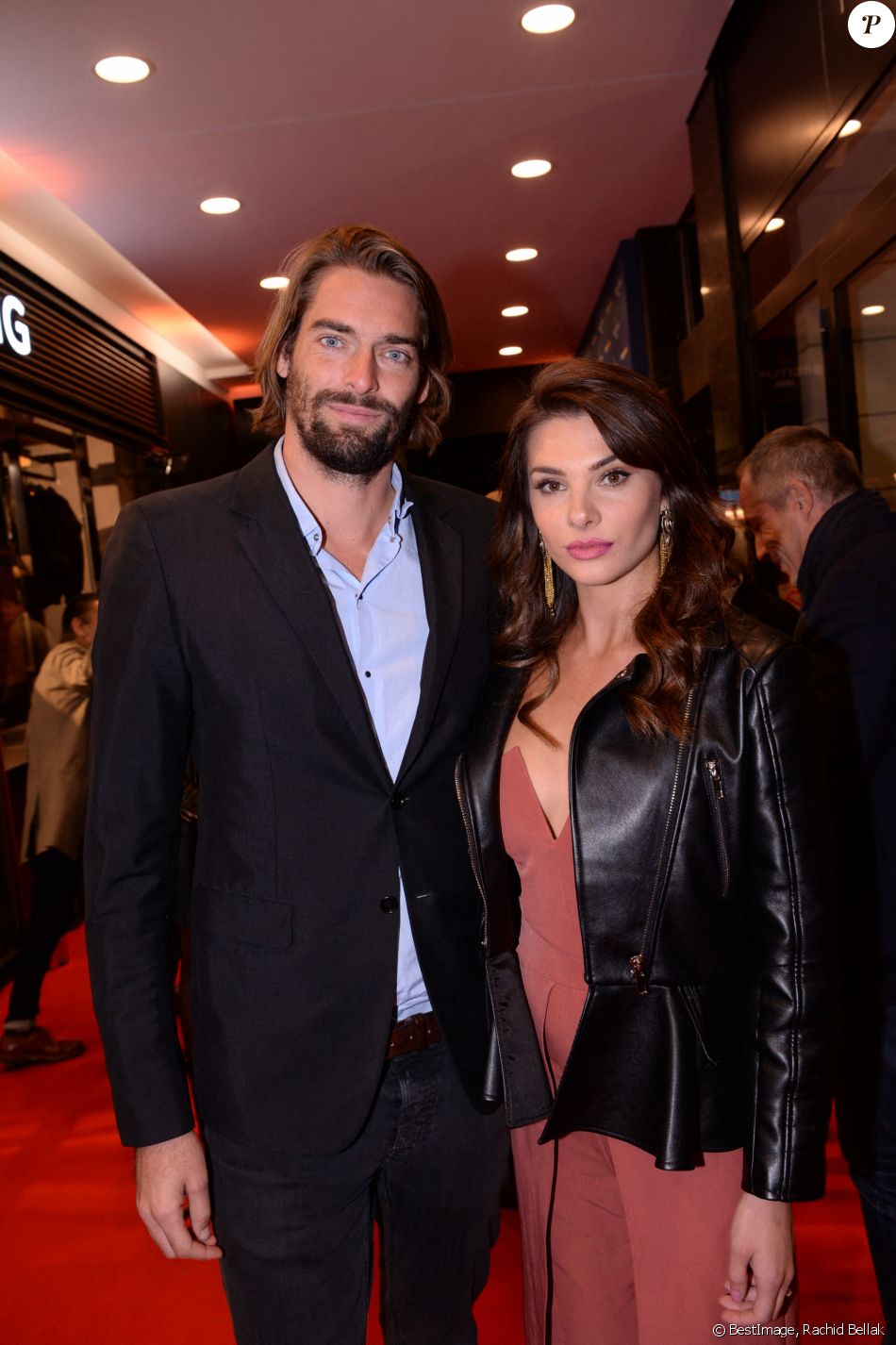 Info - Camille Lacourt bientôt papa pour la deuxième fois - Camille Lacourt et sa compagne Alice Detollenaere (Miss Bourgogne 2010) lors de la soirée de réouverture de la boutique "Breitling", située rue de la Paix. Paris, le 3 octobre 2019. © Rachid Bellak/Bestimage