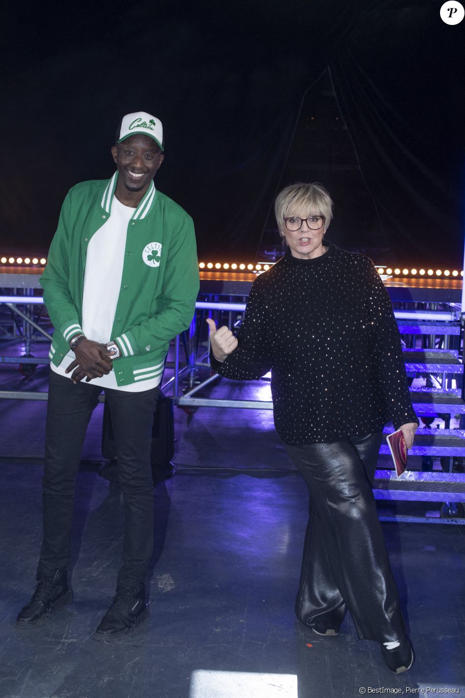 Exclusif - Ahmed Sylla et Laurence Boccolini - Backstage de l'enregistrement de l'émission "Les comiques préférés des français" au Palais des Sports (Dôme de Paris) à Paris, qui sera diffusée le 17 avril sur France 2 © Pierre Perusseau / Bestimage