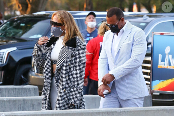 Exclusif - Jennifer Lopez et Alex Rodriguez arrivent pour le Super Bowl 2021 au Raymond James Stadium de Tampa, le 7 février 2021. 