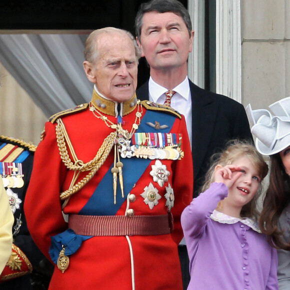 Le prince Philip, Lady Louise Windsor et Kate Middleton lors de la parade Trooping The Colour à Londres en 2012.