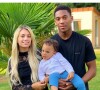 Mélanie Da Cruz, son mari le footballeur Anthony Martial et leur fils Swan.