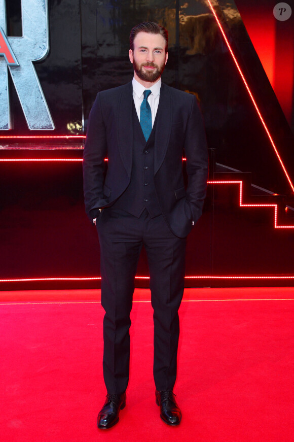 Chris Evans à la première de 'Captain America: Civil War' à Londres, le 26 avril 2016.