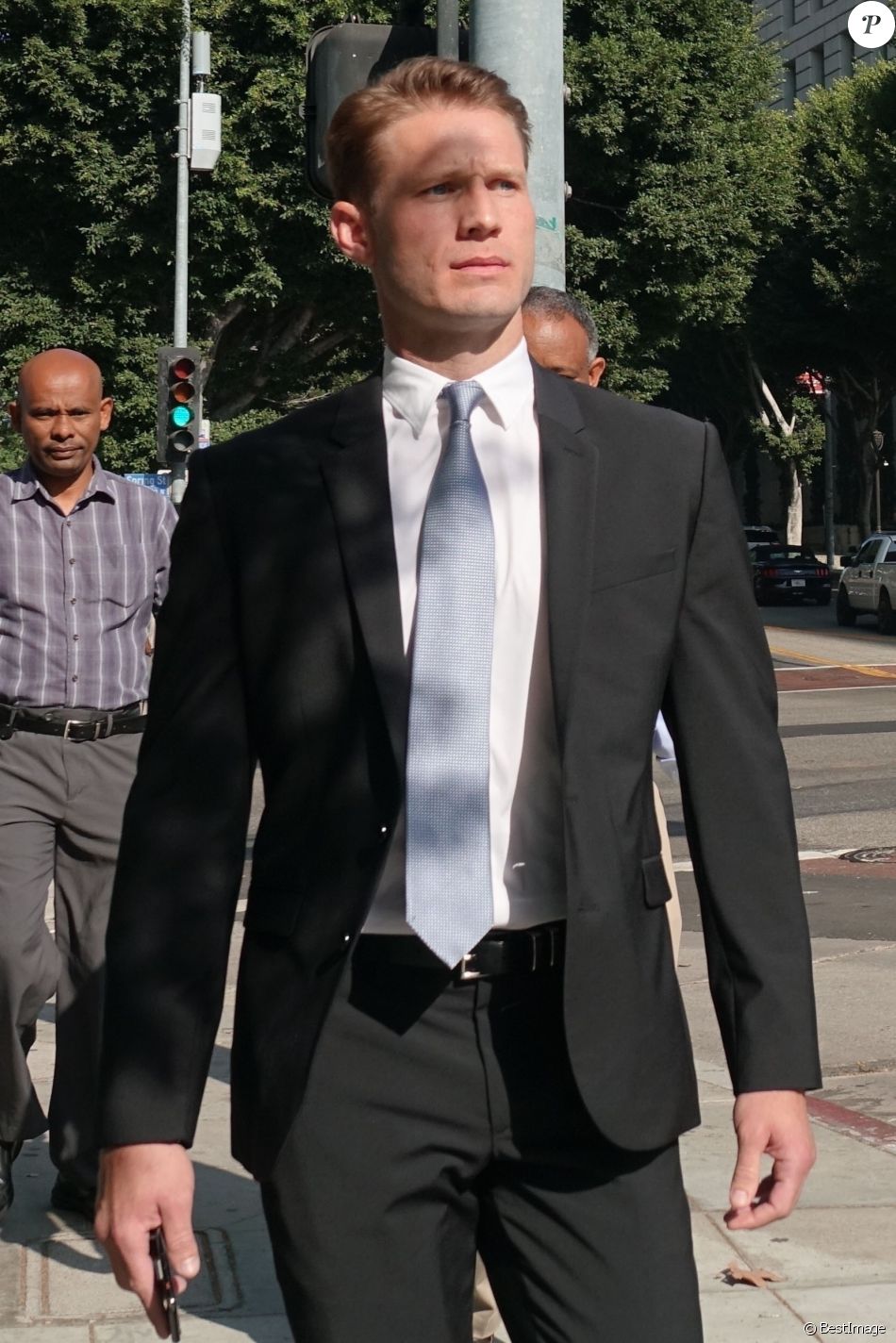 Exclusif - Brian Hickerson (ex compagnon de Hayden Panettiere) arrive au tribunal à Los Angeles. L&#039;actrice américaine Hayden Panettiere a été victime de violences conjugales. Le 24 septembre 2019.