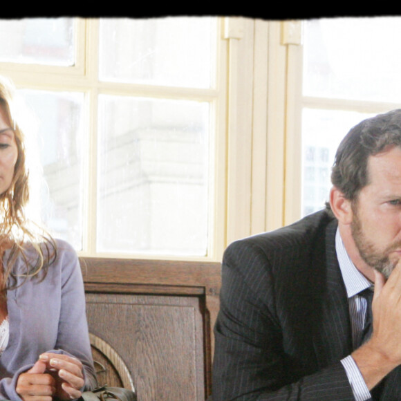 Yves Rénier et Ingrid Chauvin sur le tournage du téléfilm Le monsieur d'en face pour TF1