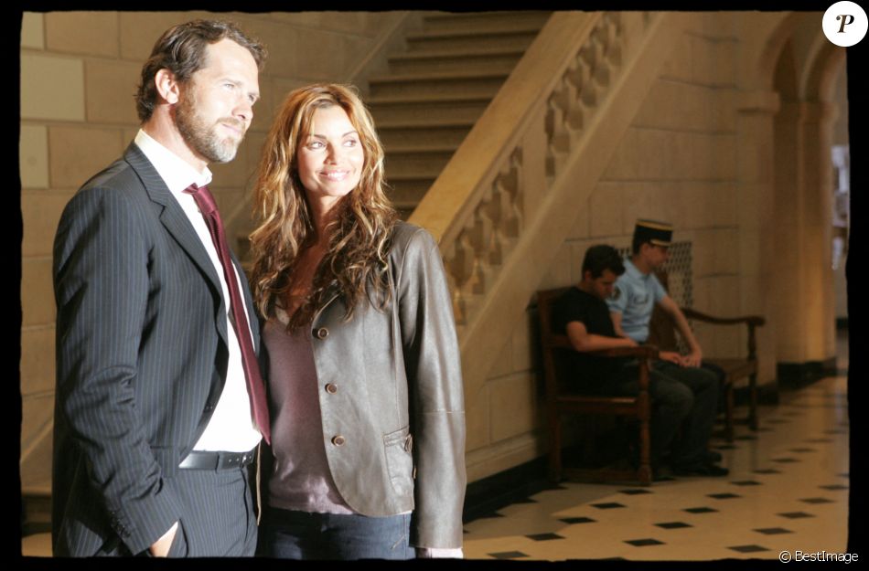 Yves Rénier et Ingrid Chauvin sur le tournage du téléfilm Le monsieur d'en face pour TF1