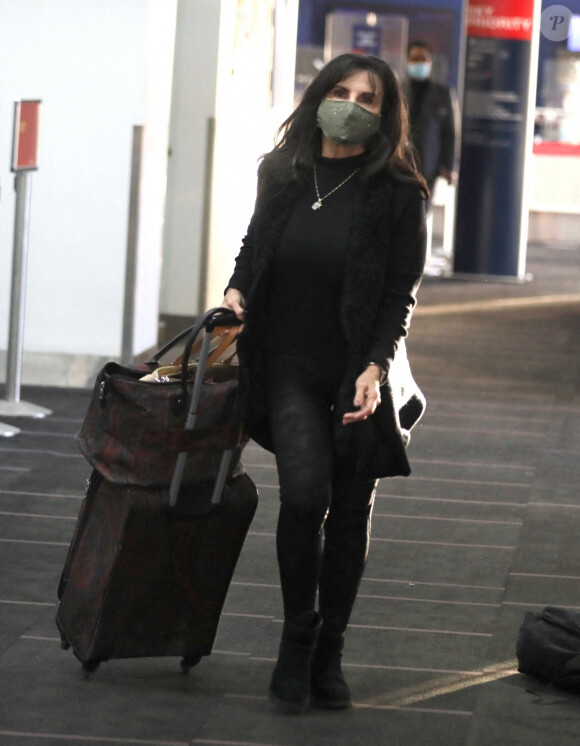 Exclusif - Lynne Spears arrive à l'aéroport de Los Angeles (LAX), le 18 février 2021.