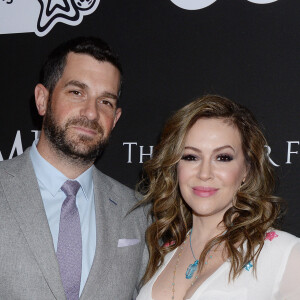 Alyssa Milano et son mari Dave Bugliari - Photocall du 10e anniversaire du gala caritatif "Core" à Los Angeles, le 15 janvier 2020.