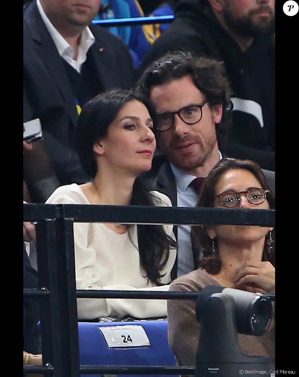 Marie Drucker et son compagnon Mathias Vicherat lors du match de demi-finale du 25th mondial de handball, France - Slovénie à l'AccorHotels Arena à Paris, France, le 26 janvier 2017. © Cyril Moreau/Bestimage