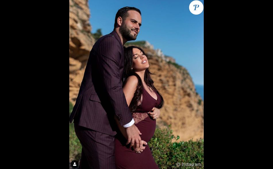 Laura Lempika et Nikola Lozina vont être les parents d'un petit garçon. La nouvelle a été annoncé le 23 juillet 2020.