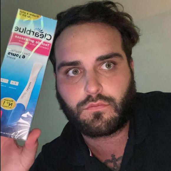 Laura Lempika de nouveau enceinte ? Nikola Lozina confie avoir trouvé un test de grossesse dans les affaires de sa fiancée.