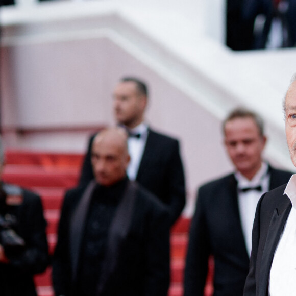 Alain Delon - Montée des marches du film "A Hidden Life" lors du 72ème Festival International du Film de Cannes. Le 19 mai 2019 © Jacovides-Moreau / Bestimage