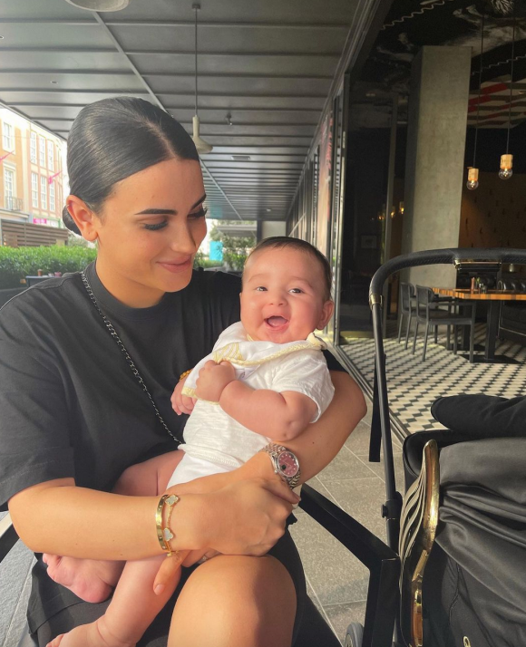 Camelia Benattia avec son fils Liaam - Instagram