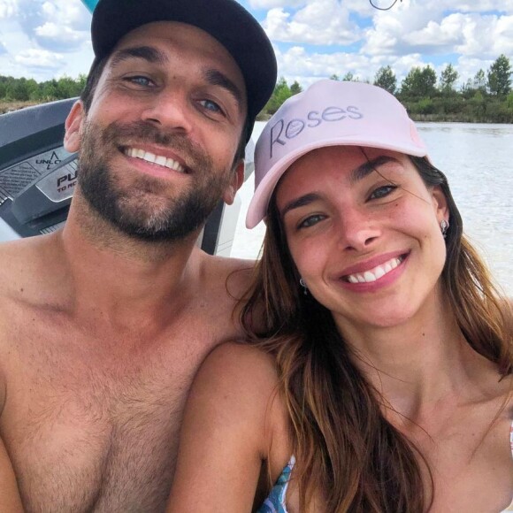 Marine Lorphelin et son amoureux Christophe en Nouvelle-Calédonie.