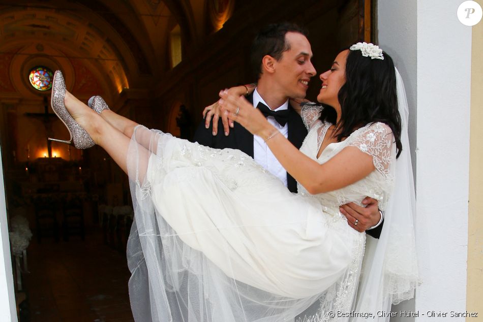 Exclusif - Mariage religieux en l'église de Villanova d' Alizée et Grégoire Lyonnet - Villanova le 18 juin 2016 © Olivier Huitel - Olivier Sanchez / Bestimage - Crystal