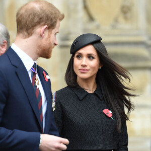 Le prince Harry et Meghan Markle à la sortie de l'abbaye de Westminster pour le service commémoratif de L'ANZAC Day à Londres.