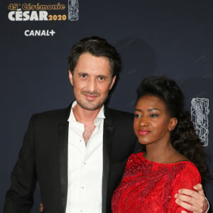 Vincent Cerutti et sa compagne Hapsatou Sy lors du photocall lors de la 45ème cérémonie des César à la salle Pleyel à Paris le 28 février 2020 © Dominique Jacovides / Olivier Borde / Bestimage