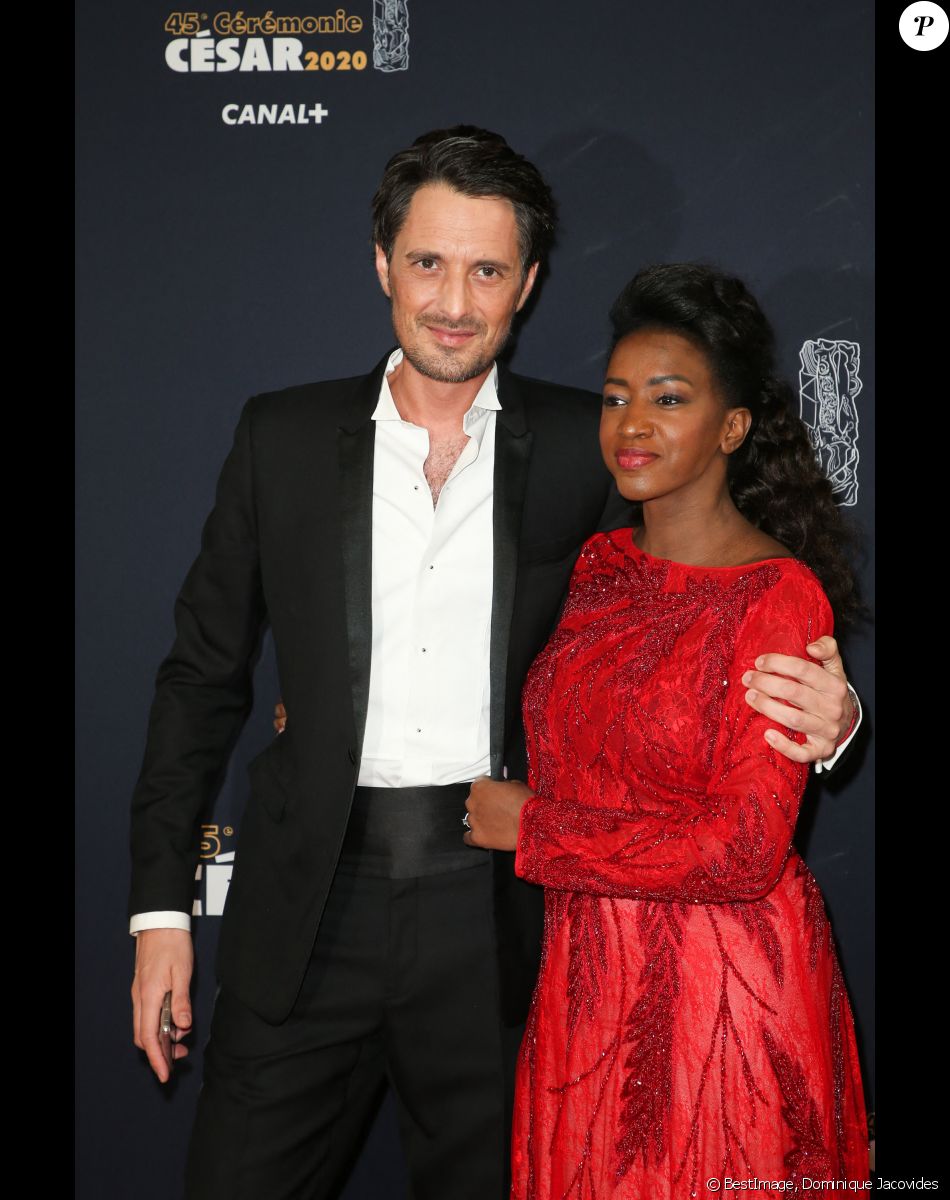 Vincent Cerutti et sa compagne Hapsatou Sy lors du photocall lors de la 45ème cérémonie des César à la salle Pleyel à Paris le 28 février 2020 © Dominique Jacovides / Olivier Borde / Bestimage
