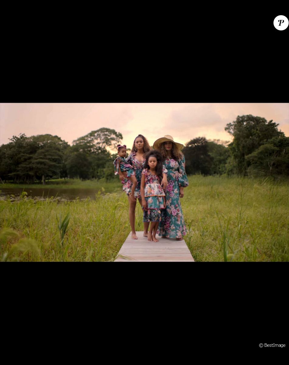 Beyoncé, ses filles Blue Ivy et Rumi, et sa mère Tina Knowles dans le clip de sa chanson "Brown Skin Girl".