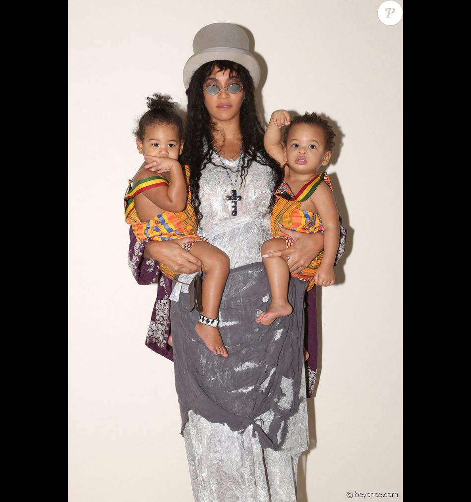Beyoncé et ses jumeaux Rumi et Sir. Septembre 2019.