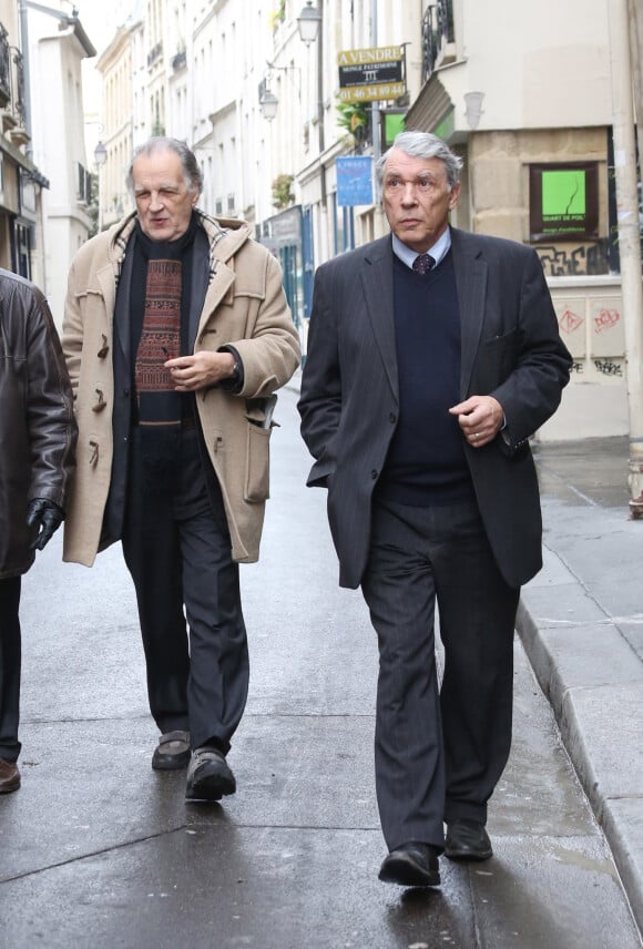 Gilbert et Jean-Christophe Mitterrand au square Danielle Mitterrand, au 20 rue de Bievre dans le 5eme arrondissement à Paris, le 6 janvier 2014.