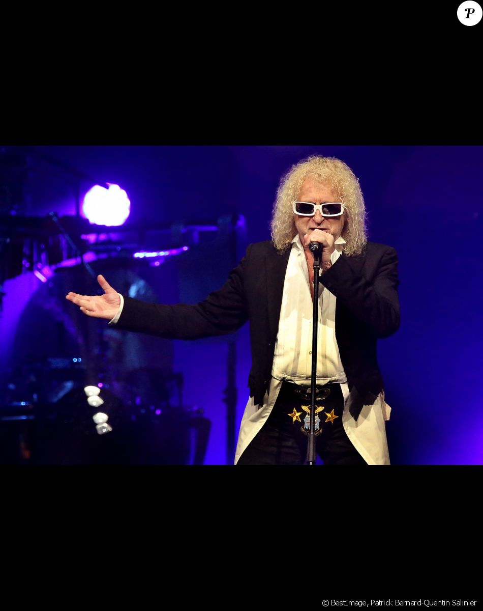 Exclusif - Michel Polnareff lors de son concert à la patinoire de Mériadeck à Bordeaux, France. © Patrick Bernard-Quentin Salinier/Bestimage