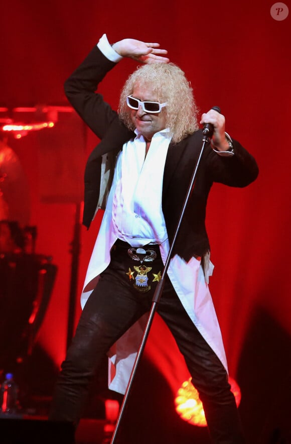 Exclusif - Michel Polnareff lors de son concert à la patinoire de Mériadeck à Bordeaux, France, le 30 novembre 2016. © Patrick Bernard-Quentin Salinier/Bestimage