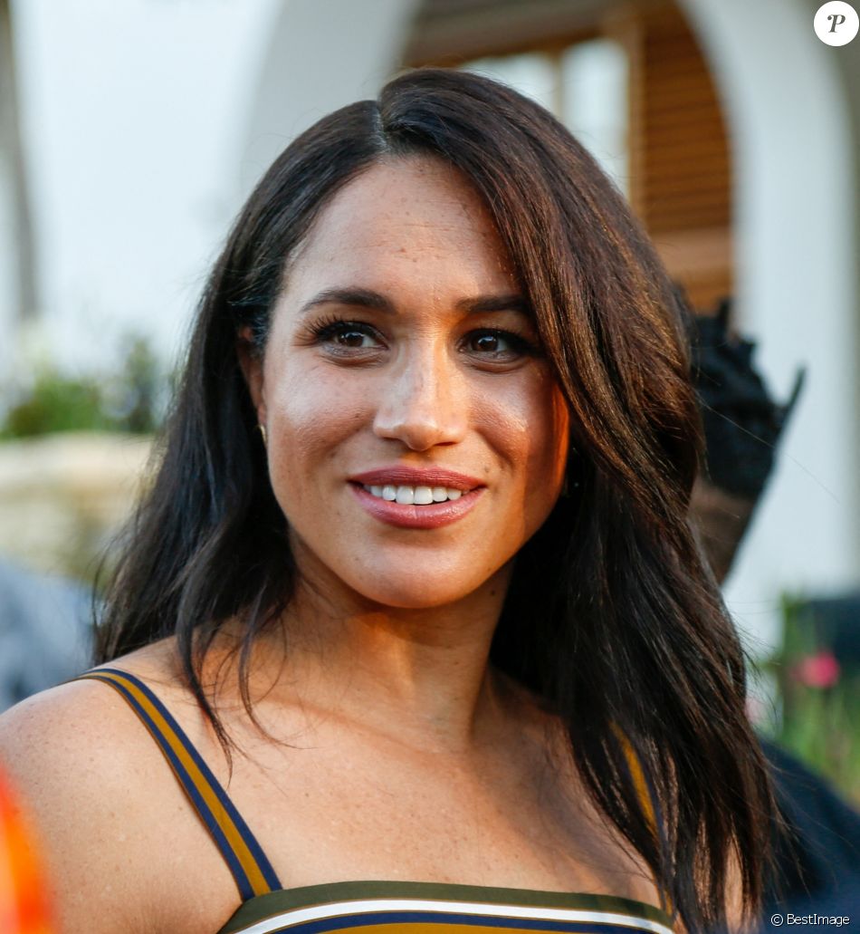 Meghan Markle, duchesse de Sussex, lors d'une réception dans les jardins de la résidence du haut-commissaire britannique au Cap, Afrique du Sud.