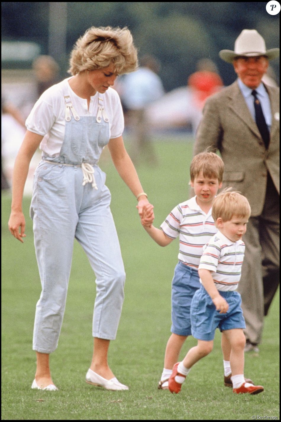 Diana avec Harry et william en 1987.