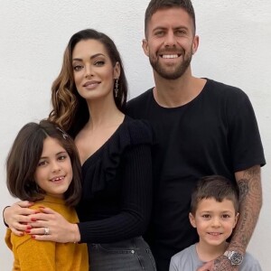 Emilie Nef Naf avec Jérémy Ménez et leurs enfants Maëlla et Menzo, le 29 janvier 2021