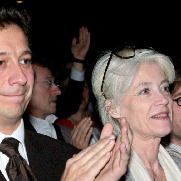 Laurent Gerra, Françoise Hardy et son fils Thomas Dutronc - Henri Salvador tire sa révérence lors d'un concert au Palais des Congrès. Paris.