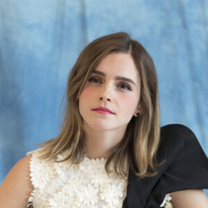 Emma Watson en conférence de presse pour le film "La belle et la bête" à Los Angeles le 6 mars 2017.