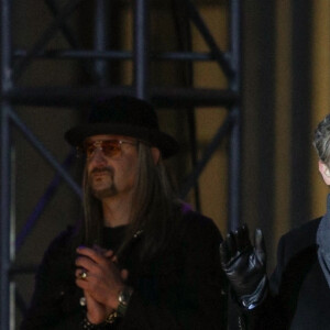 Exclusif - Matthew Perry sur le tournage de "Don't Look Up". Boston, le 12 décembre 2020.