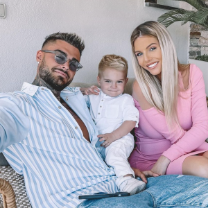 Thibault Garcia, Jessica Thivenin et leur fils Maylone sur Instagram.