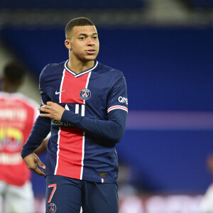 Kylian Mbappe (PSG) - Match de football en ligue 1 Uber Eats : le Paris Saint Germain (PSG) bat Reims 4 à 0 au parc des Princes à Paris le 16 mai 2021. © JB Autissier / Panoramic / Bestimage 