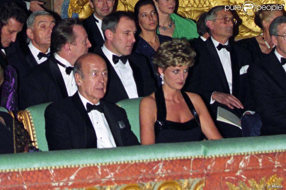 Valery Giscard D Estaing Prix Trop Virilo 2009 Pour La Princesse Et Le President Ici Avec Lady Di Qui Lui A Inspire Le Livre Purepeople