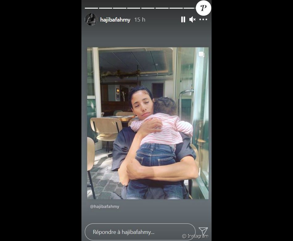 Hajiba Fahmy partage des photos avec son fils Reza à l'occasion de la fête des Mères, le 30 mai 2021